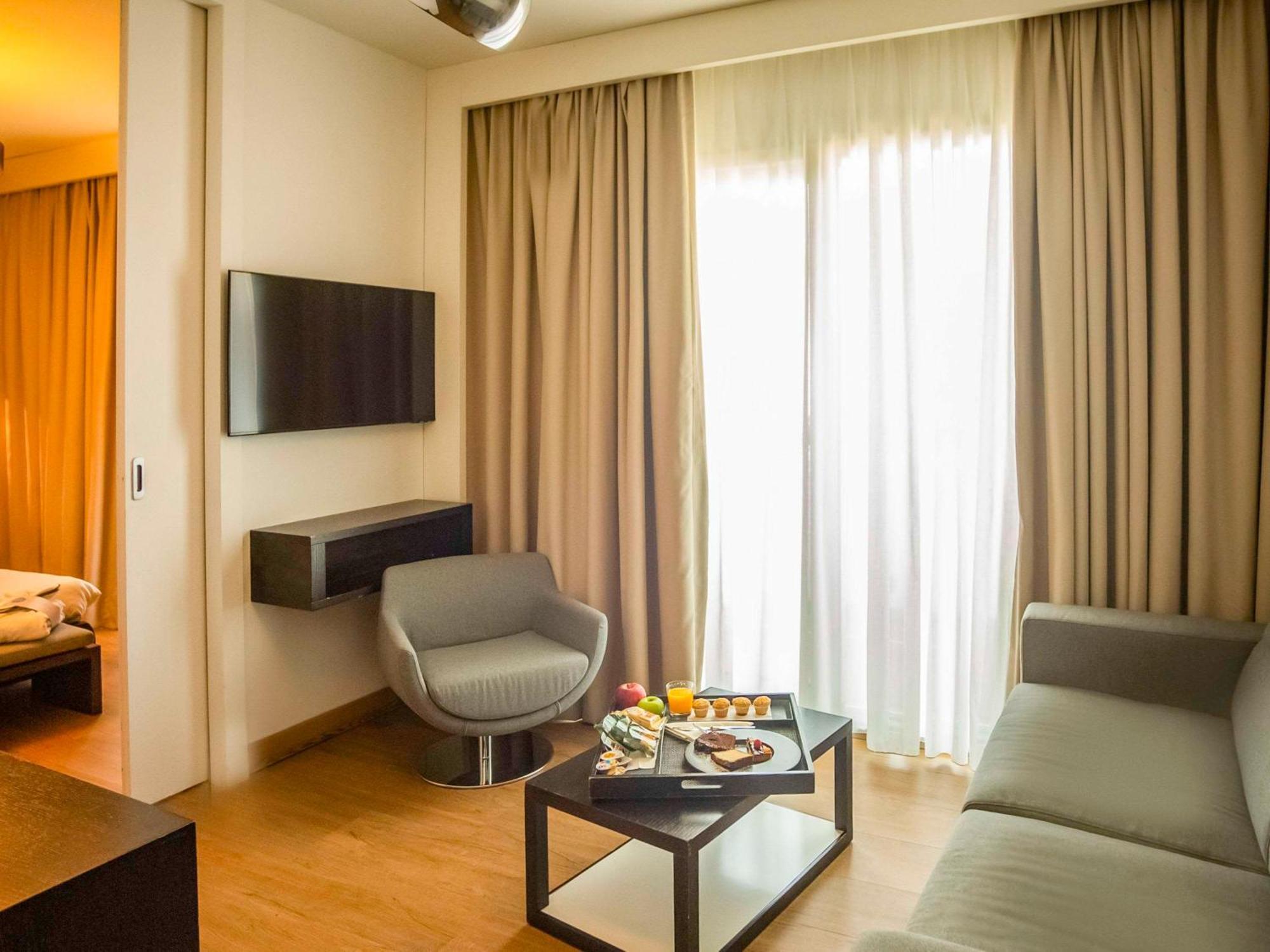 Novotel Salerno Est Arechi Exterior photo