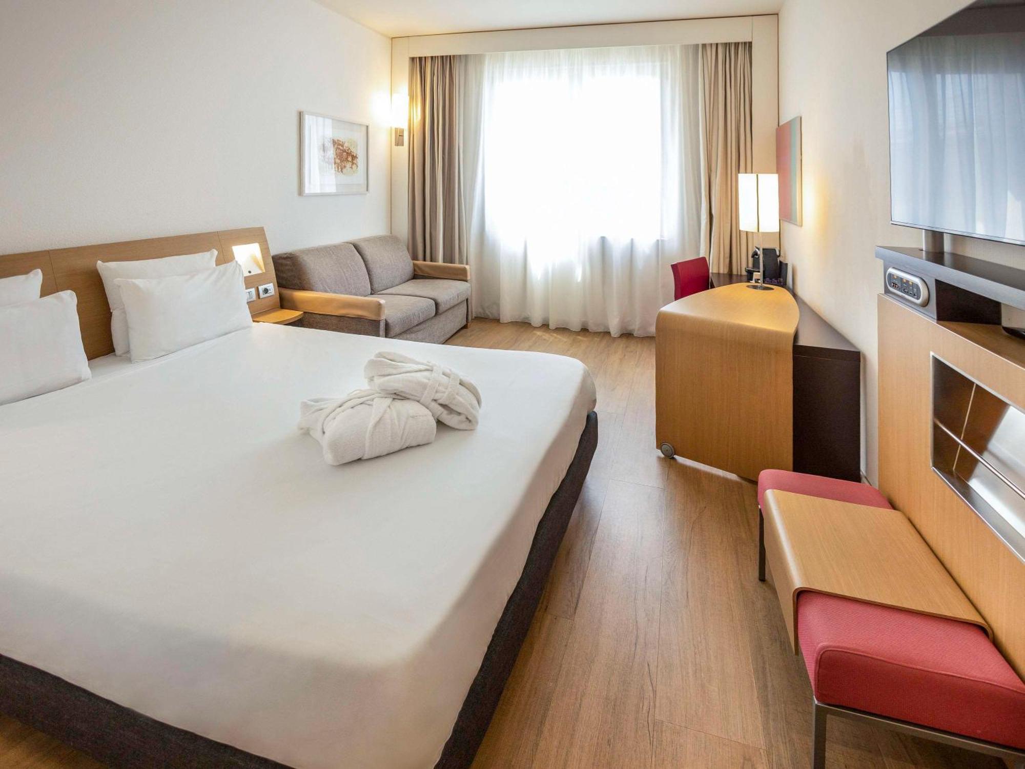 Novotel Salerno Est Arechi Exterior photo