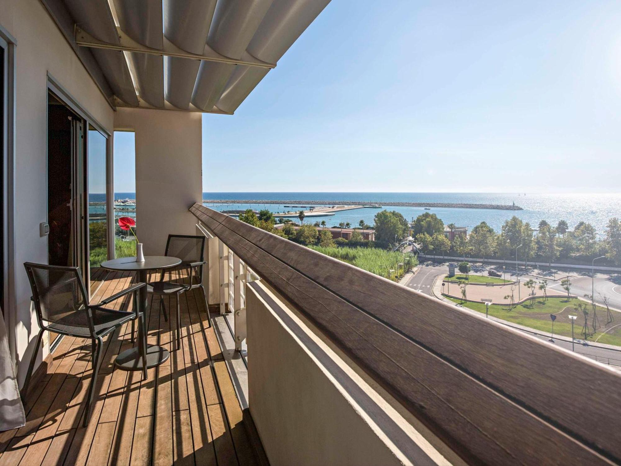 Novotel Salerno Est Arechi Exterior photo