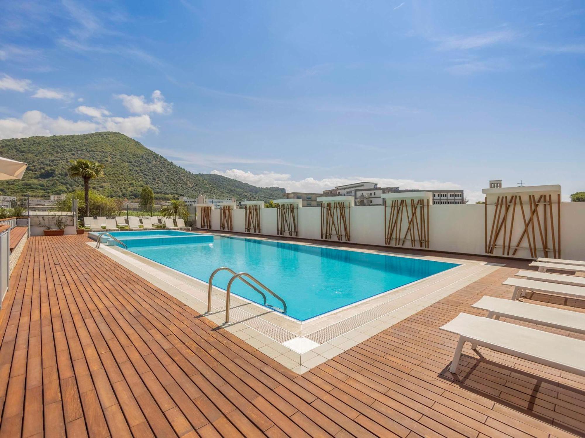 Novotel Salerno Est Arechi Exterior photo